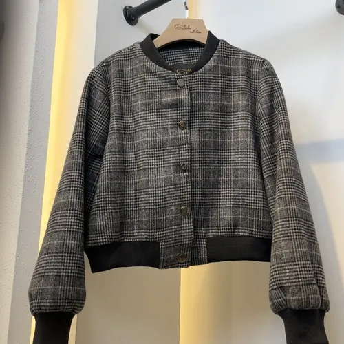 بامبر فوتر طرح دار مدل آیدا کد ۸۴۲ رنگ طوسی بامبر فوتر طرح دار مدل آیدا کد ۸۴۲ رنگ طوسی