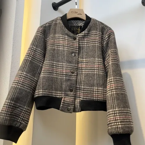 بامبر فوتر طرح دار مدل آیدا کد ۸۴۲ رنگ طوسی طرح دار بامبر فوتر طرح دار مدل آیدا کد ۸۴۲ رنگ طوسی طرح دار