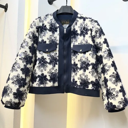 بامبر فوتر گل دوزی مدل آنالی کد 810 طرح 1