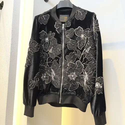 بامبر مخمل جواهر دوزی مدل سویتی کد 999 رنگ مشکی بامبر مخمل جواهر دوزی مدل سویتی کد 999 رنگ مشکی